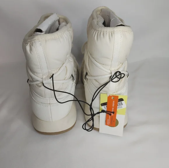 Women’s A New Day Winter Snow Boots Cream White Warm Lined Size 11 New With Tags - Picture 4 of 9